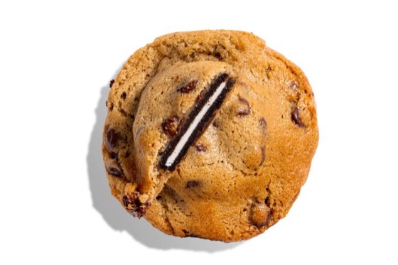 Oreo stuffed cookies pack